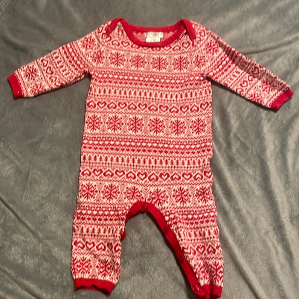 Max studio baby hearts and snowflakes sweater onesie